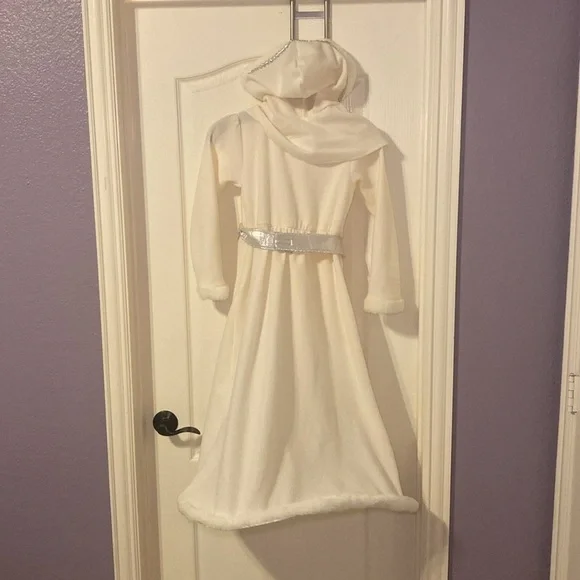 Snow Queen Cream and Silver Kids 2-Piece Costume Size Large 10-12 EUC - Picture 2 of 10